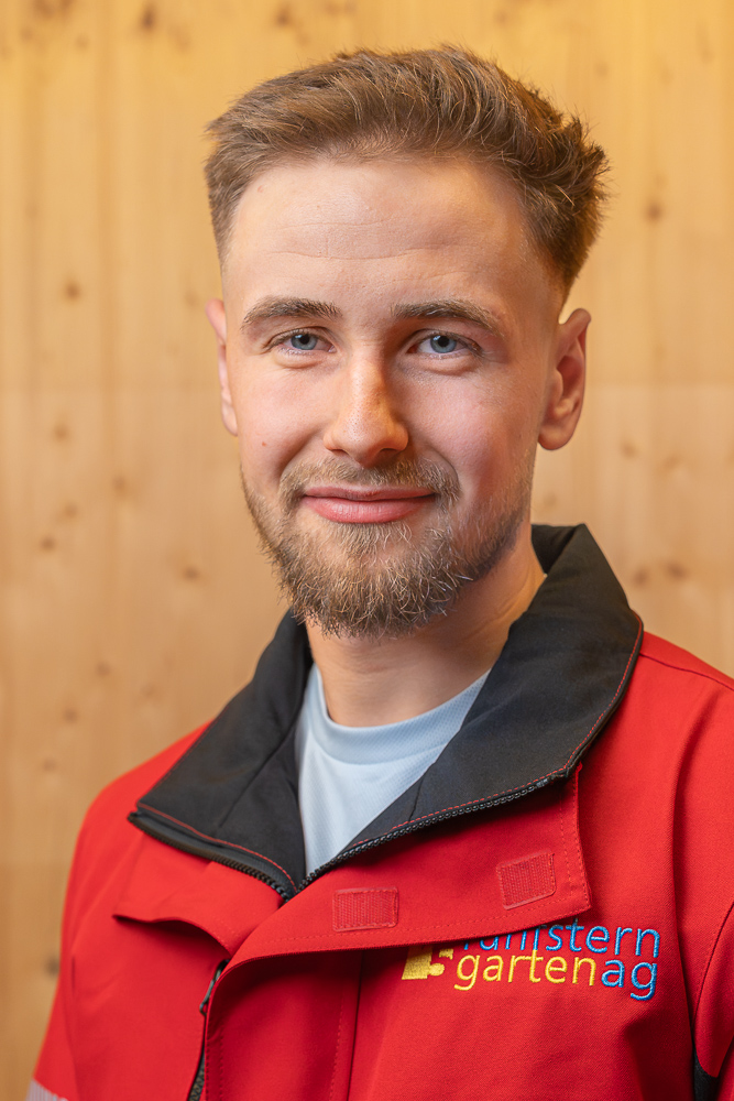 DSC09198 Portrait Luca Schaller Web